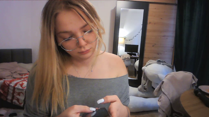 _Blondiebaby_