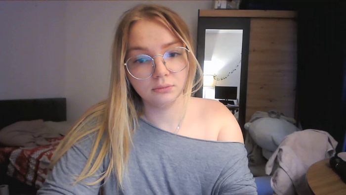 _Blondiebaby_