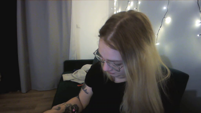 _Blondiebaby_
