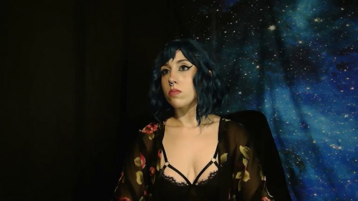 MissVikkiBlue