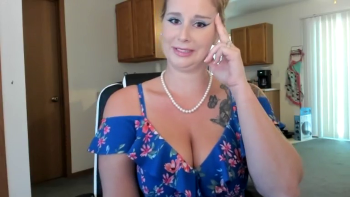 Hottyhousewife18