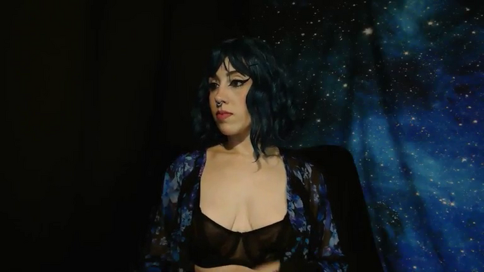MissVikkiBlue