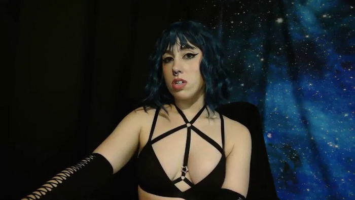 MissVikkiBlue