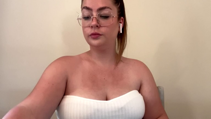 RobynUK