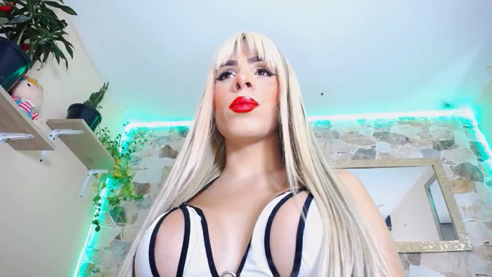 DahyanaEvanz