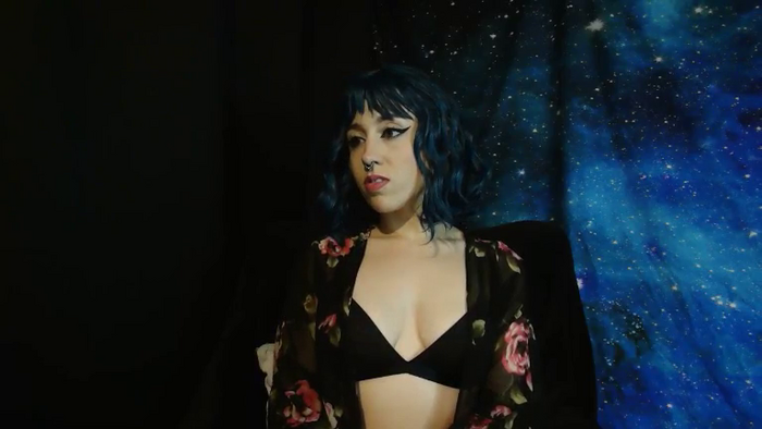 MissVikkiBlue
