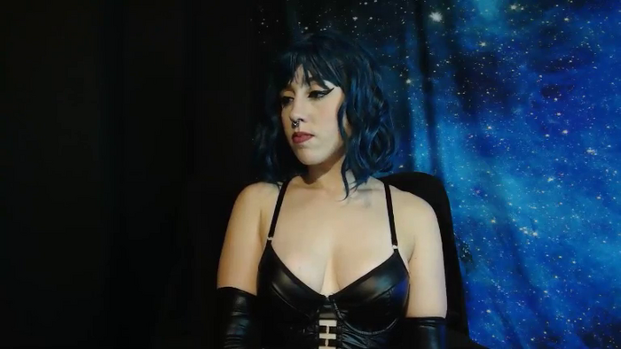 MissVikkiBlue