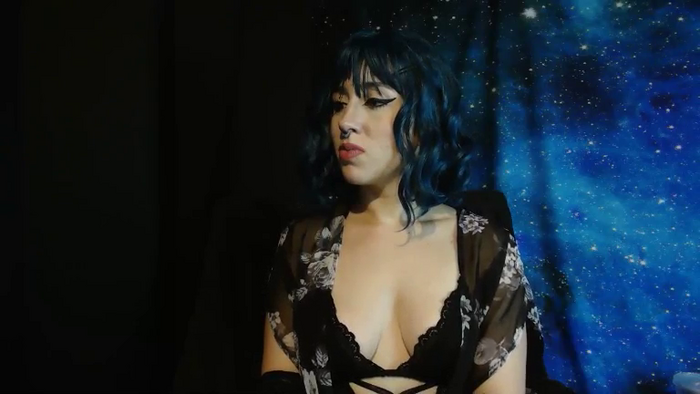 MissVikkiBlue