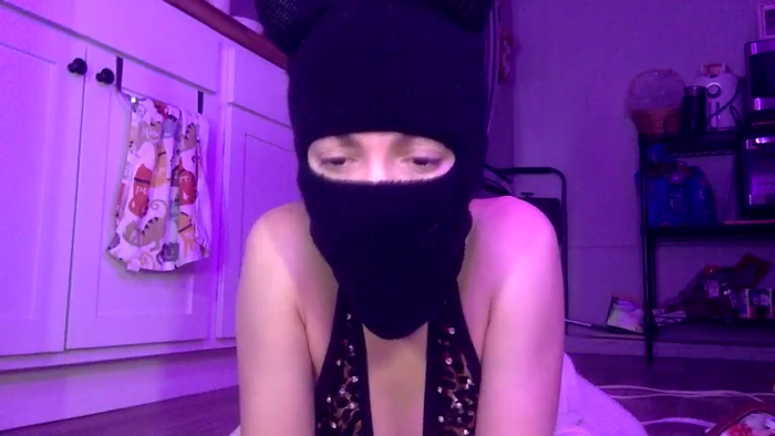 AlyzaFox