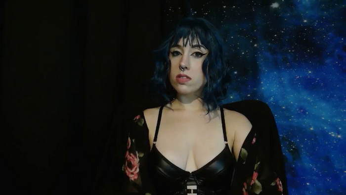 MissVikkiBlue