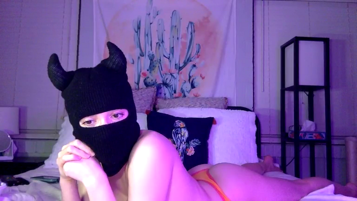 AlyzaFox