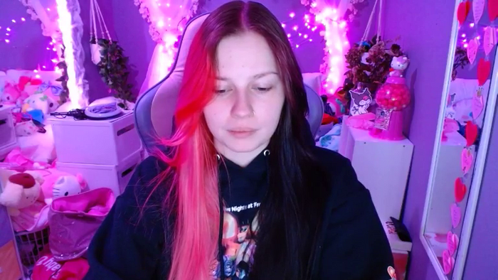 Angelina_Glass