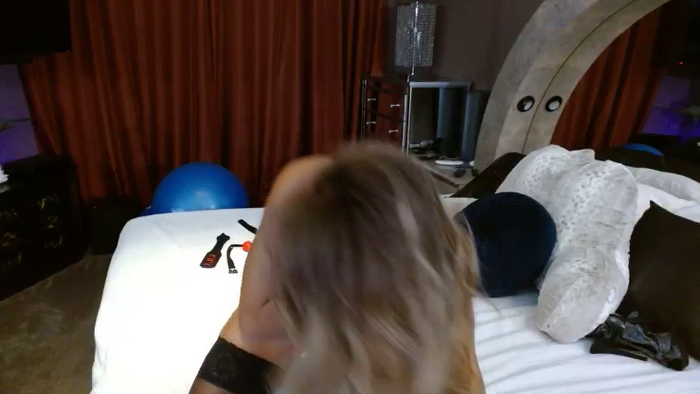 Gina_Gold