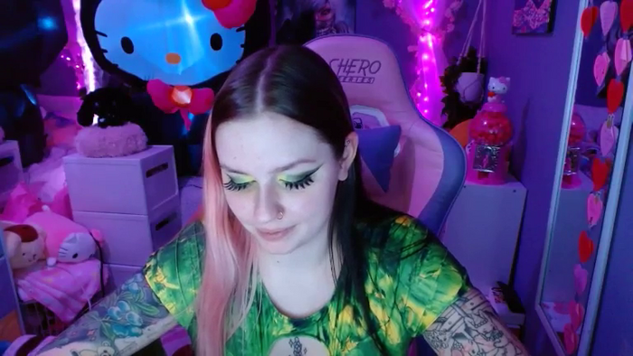Angelina_Glass