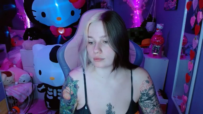 Angelina_Glass