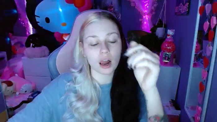 Angelina_Glass