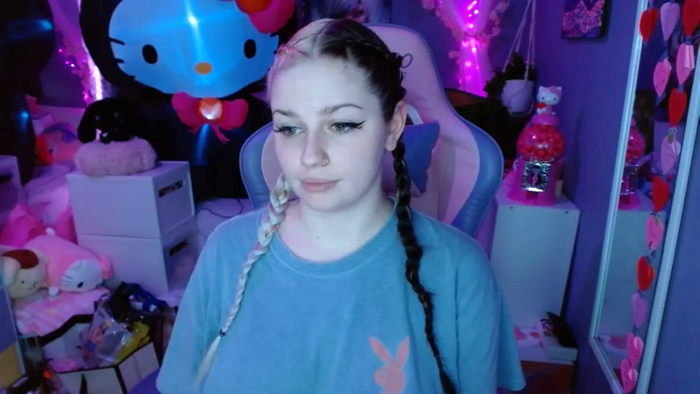 Angelina_Glass