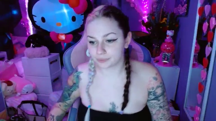 Angelina_Glass