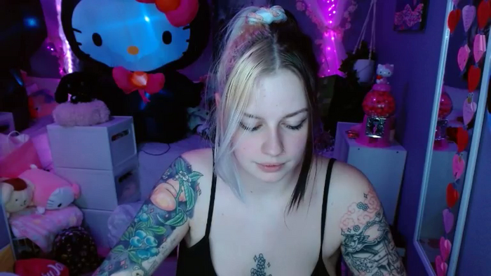 Angelina_Glass