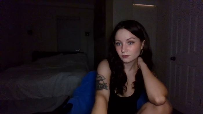 MiaHolland