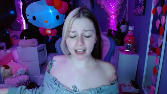 Angelina_Glass