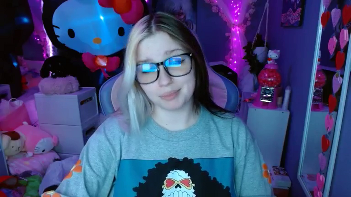 Angelina_Glass