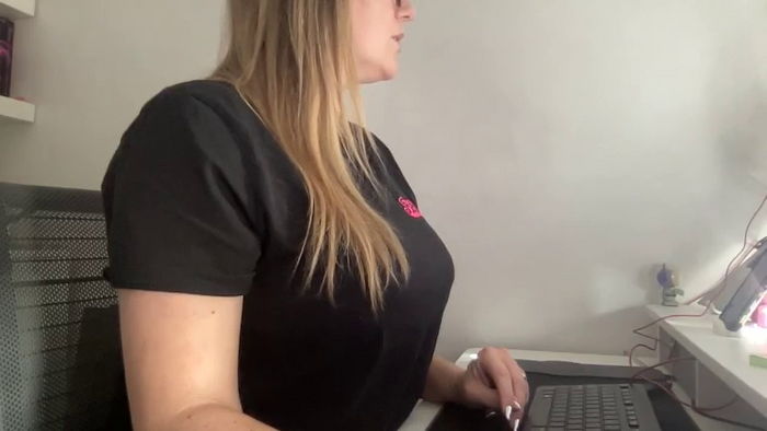 TittieTia19