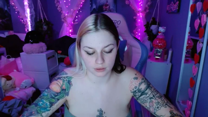 Angelina_Glass
