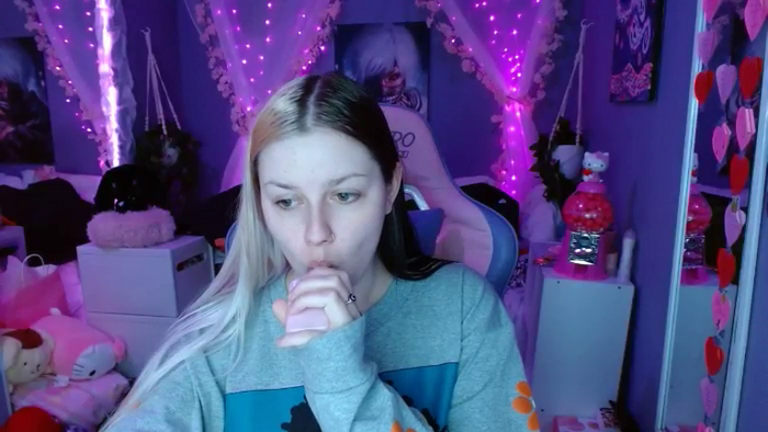 Angelina_Glass