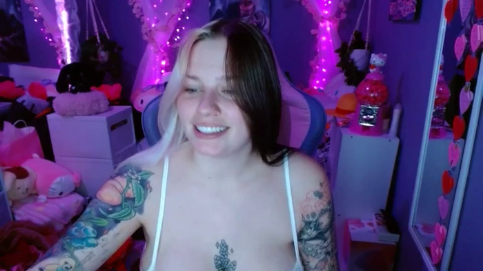 Angelina_Glass
