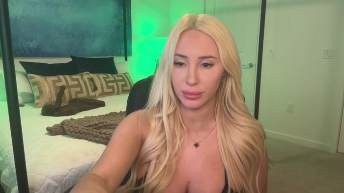AmandaAndrewsxx