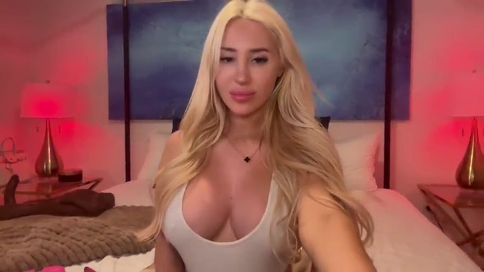 AmandaAndrewsxx