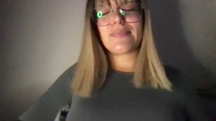 MistressLouUK