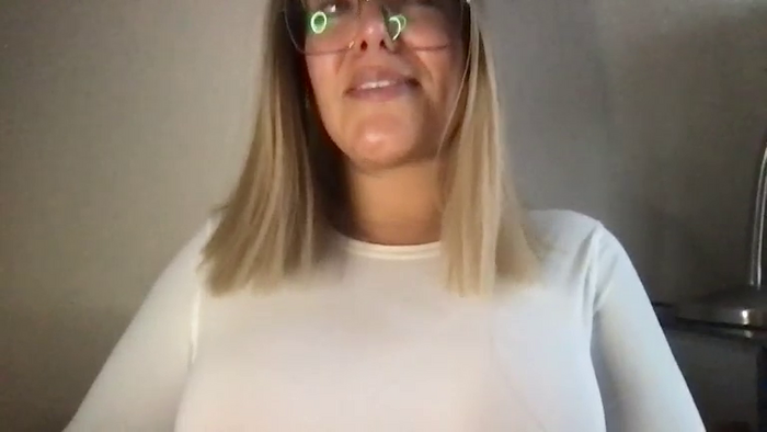 MistressLouUK