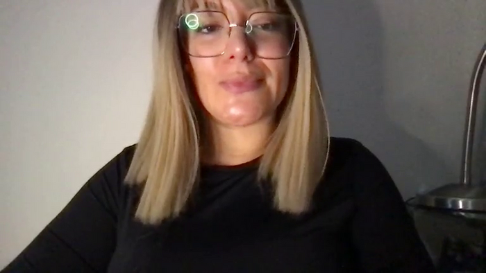 MistressLouUK