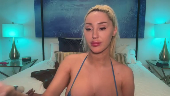 AmandaAndrewsxx