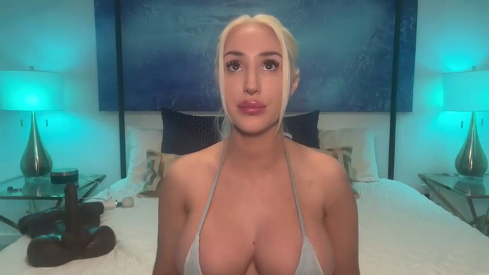 AmandaAndrewsxx