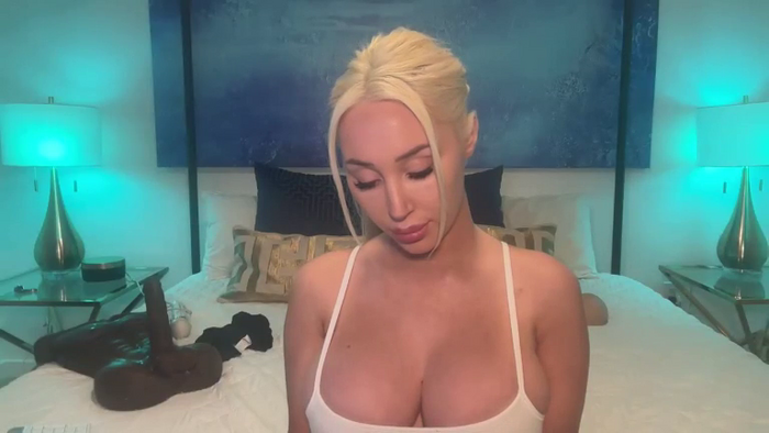 AmandaAndrewsxx