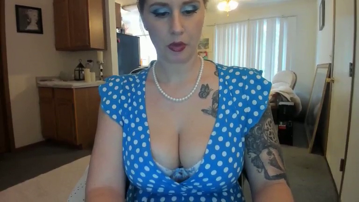 Hottyhousewife18