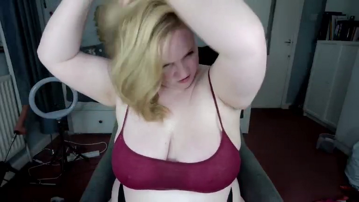 Julie_Bliss