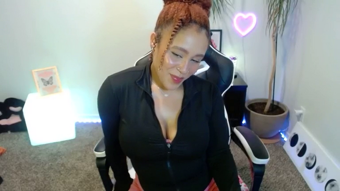 BlackBustyBarbie