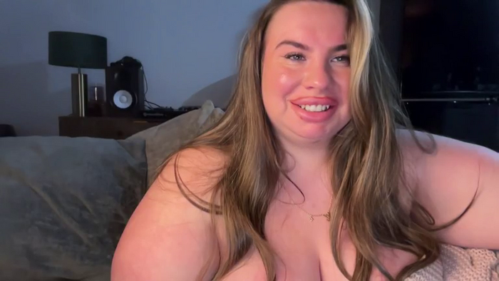 CharlieFoxxxUK
