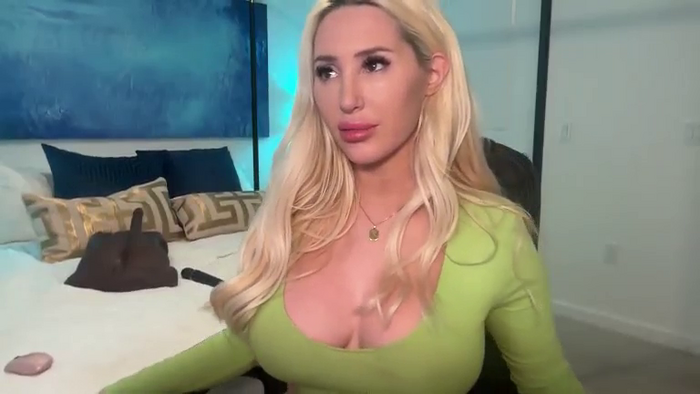 AmandaAndrewsxx