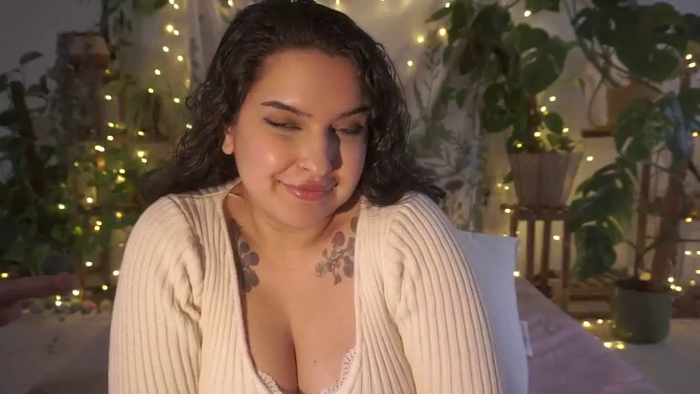 MayaPetite