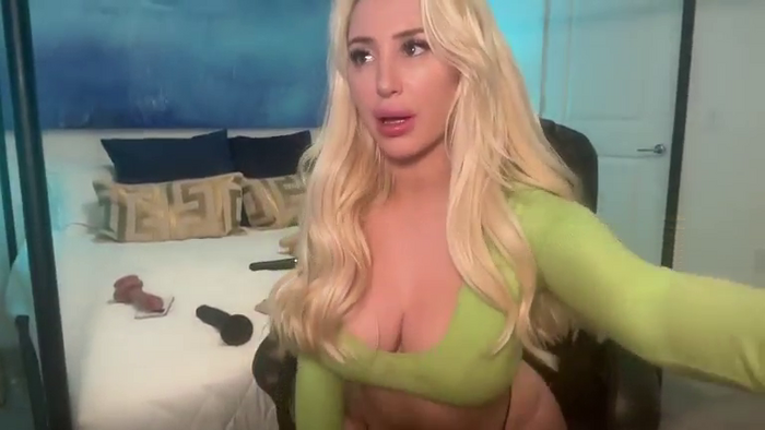AmandaAndrewsxx