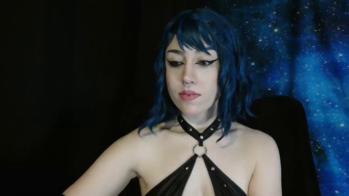 MissVikkiBlue