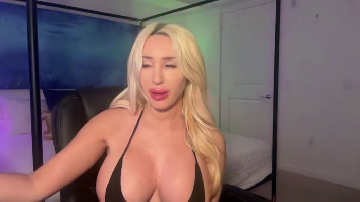 AmandaAndrewsxx