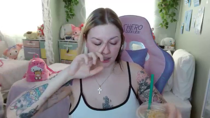 Angelina_Glass