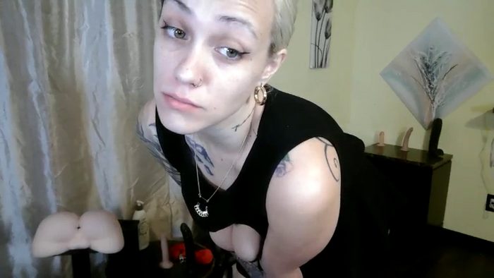 GoddessFoxxiSilk