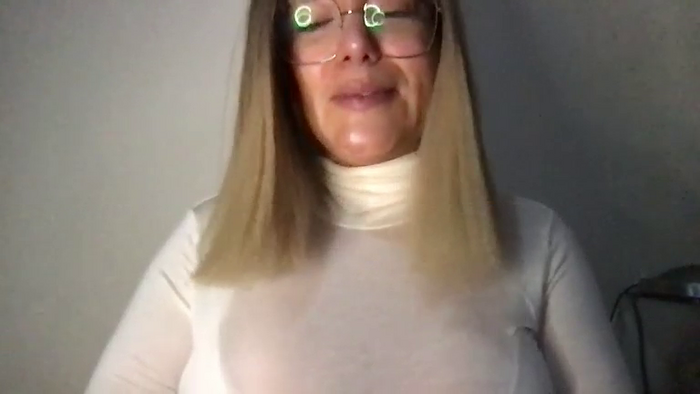 MistressLouUK